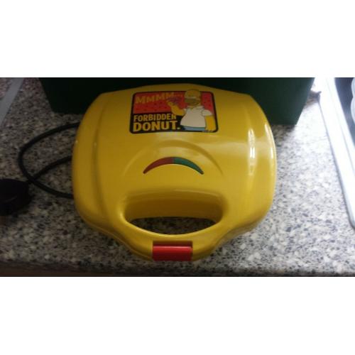 simpsons donut maker