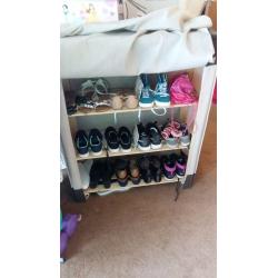 Shoe cupboard
