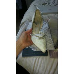 Wedding shoes size 4