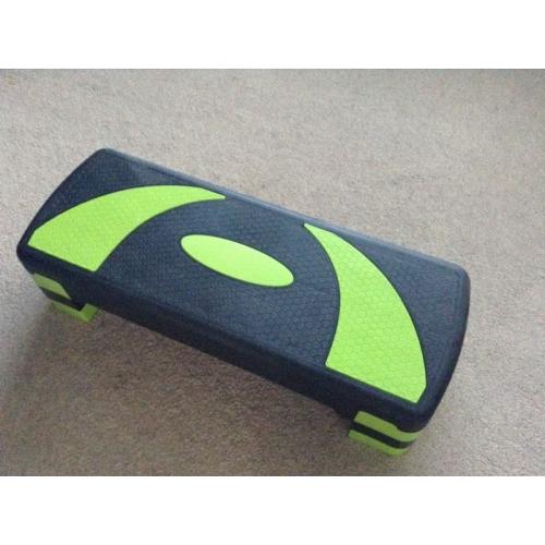 Black and green aerobic fitness step - new