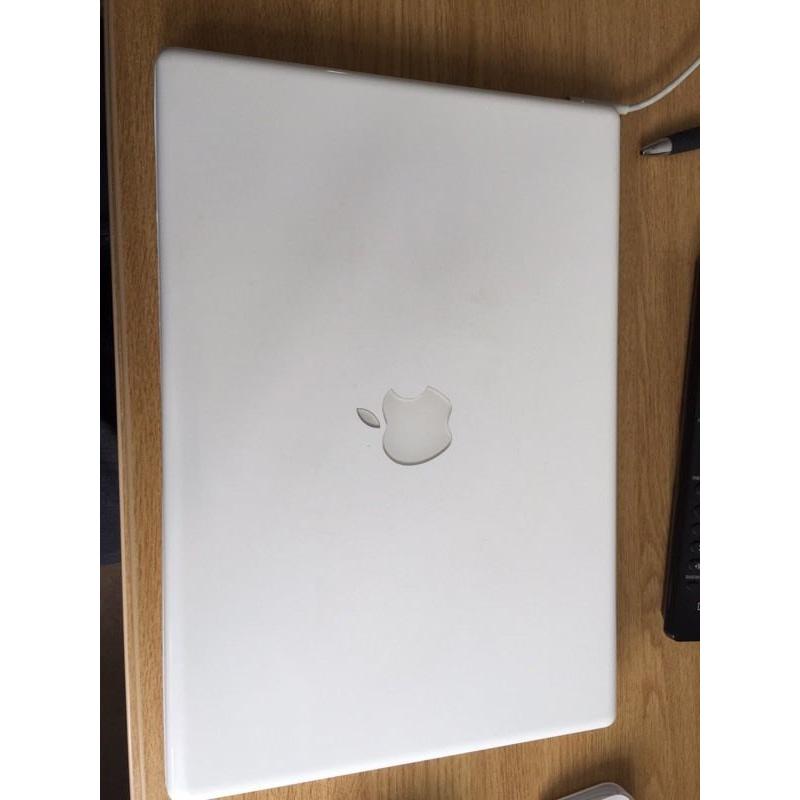 MacBook A1181 with OS X