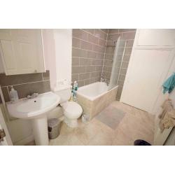 2 Luxury Double Rooms available in Bow - Zone 2, Minutes from station