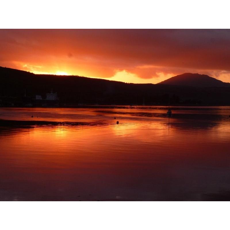 HELENSBURGH, FREE STUNNING VIEWS WITH THIS IMMACULATE 2010 WILLERY SALISBURY CARAVAN