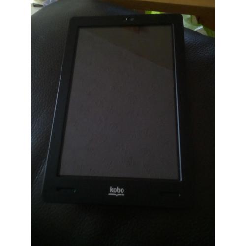 must go now FOR SPARES OR REPAIRS kobo atc touch k107 batteries no working