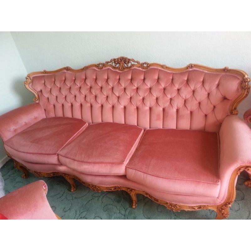RARE-French-Rococo-Louis-Vintage-Chesterfield-Hand-Carved Dusty Pink Velvet + 2 chairs