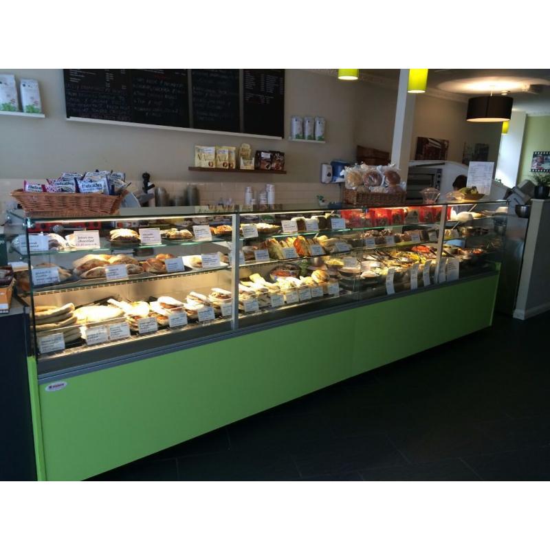 CAFÉ SALES ASSISTANT / BARISTA