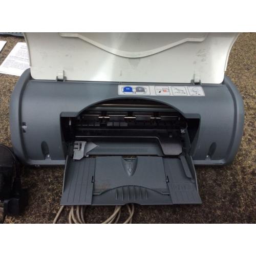 HP Deskjet D1560