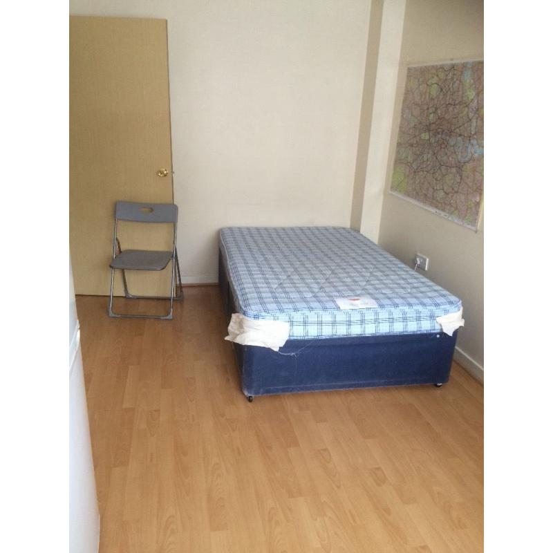 Large double room to rent in Forest Hill, London SE23