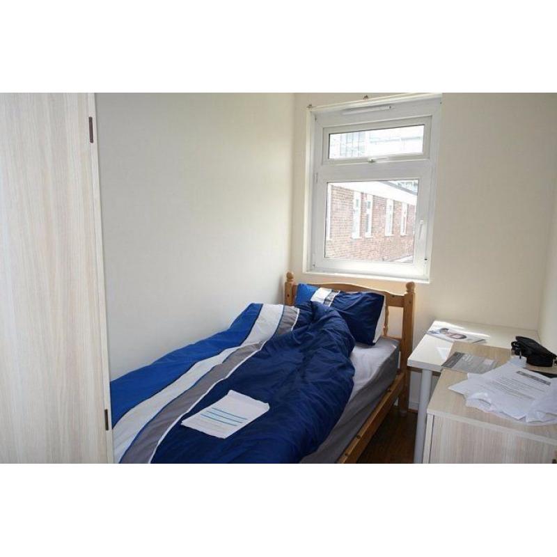 7 New and clean Double Rooms - SHOREDITCH/BETHNAL GREEN/BOW