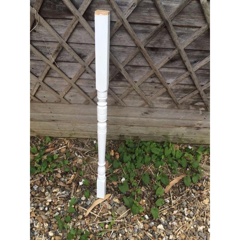 SPINDLES - PAINTED WHITE
