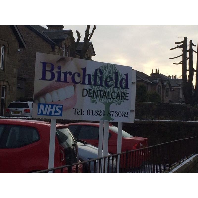 Part time dentist required