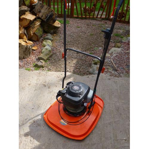 Flymo XL 500 Lawn Mower Honda Engine