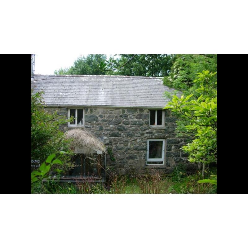 Traditional stone house for sale 4 bedrooms garden garage barns 2.5 acres land, rural nr Dolgellau