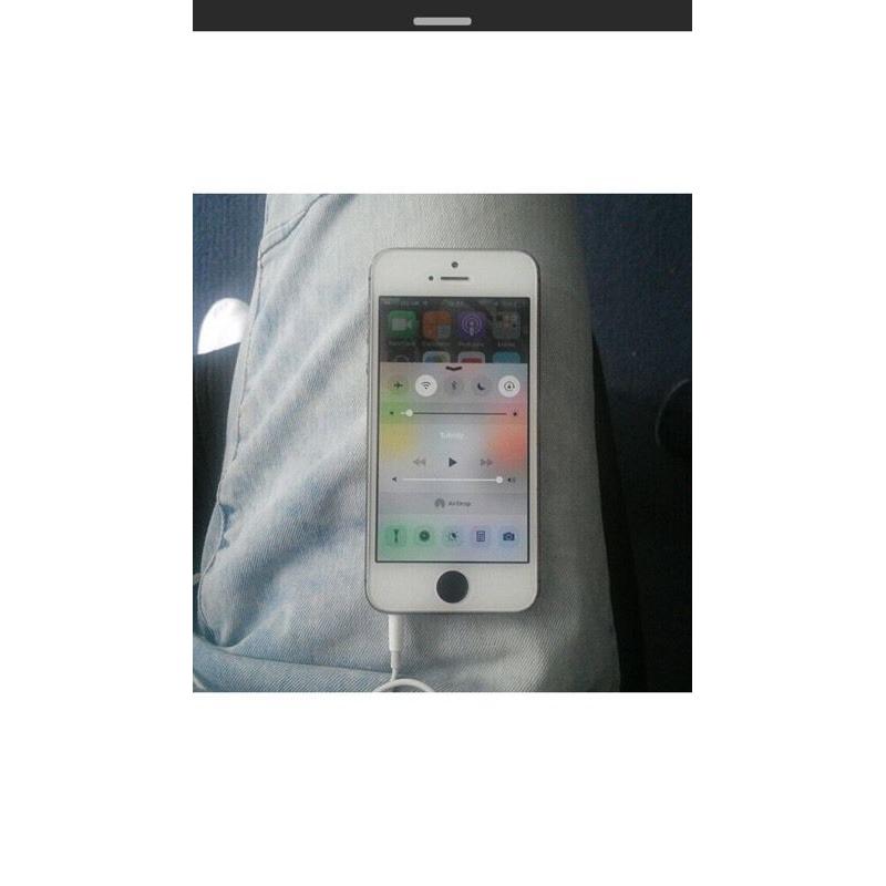 iphone 5s Grey/White Cheap swap or sale