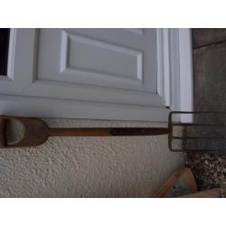 Builders Spade & Fork