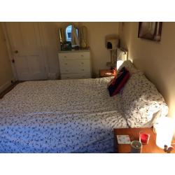 Lovely cozy room in Bruntsfield.