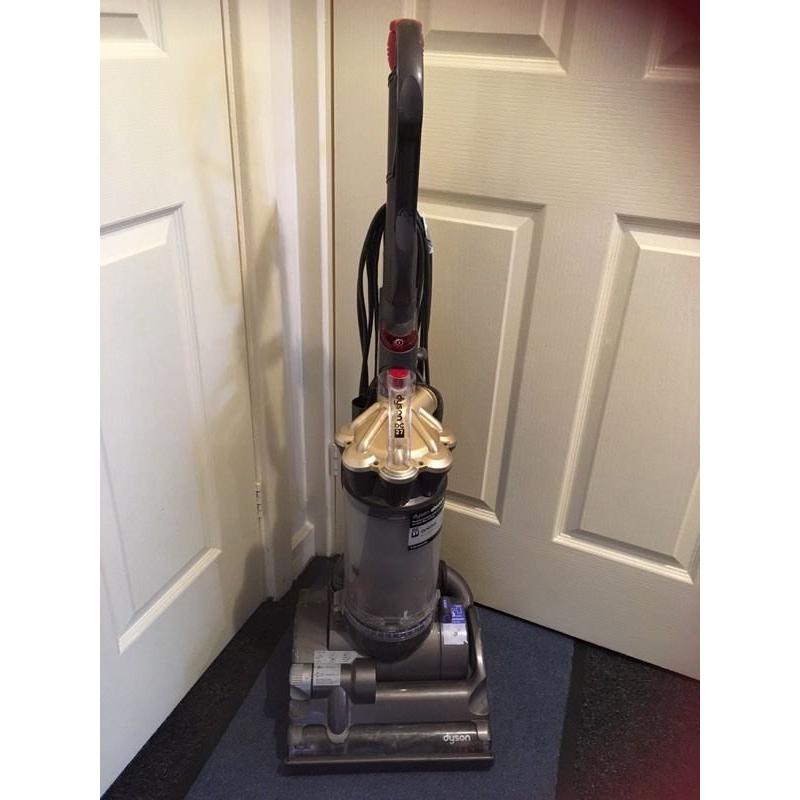 Dc27 animal upright vacuum cleaner