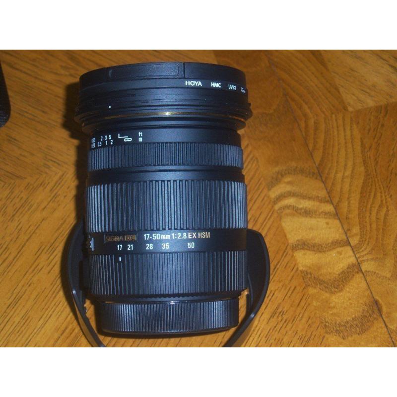 AS NEW!! Sigma 17-50mm f2.8 EX DC OS HSM Lens, Canon fit (Hoya 77mm uv filter) hood and case