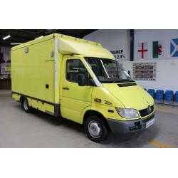 2005 - 05 - MERCEDES SPRINTER 416 2.7CDI UV MODULAR BODY AMBULANCE / CAMPER