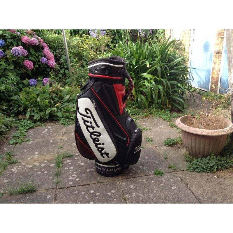 Titleist tour golf bag