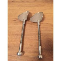 Vic tree shoe horns in a size medium