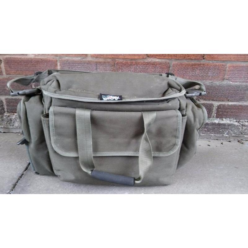 AQUA CARRYALL