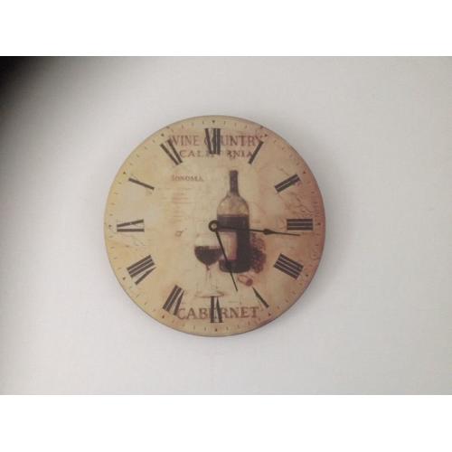 Wine clock and picture
