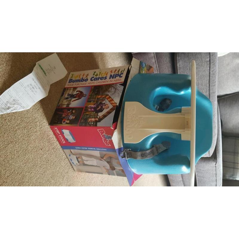 Bumbo baby seats and tray