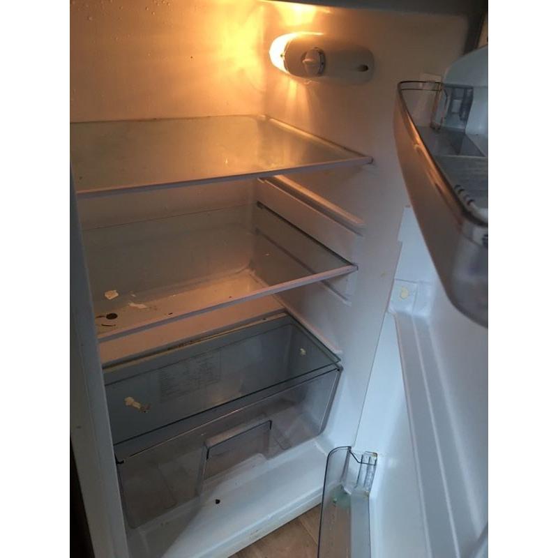 Single fridge