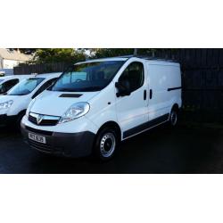 OCTOBER 2014 VAUXHALL VIVARO ONLY 59000 MILES 10 MONTHS MANUFACTURES WARRENTYcar