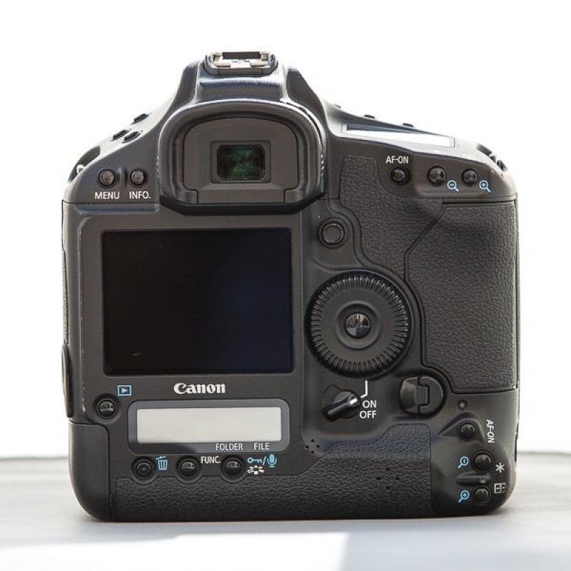 Canon EOS 1D Mark IV (body only)