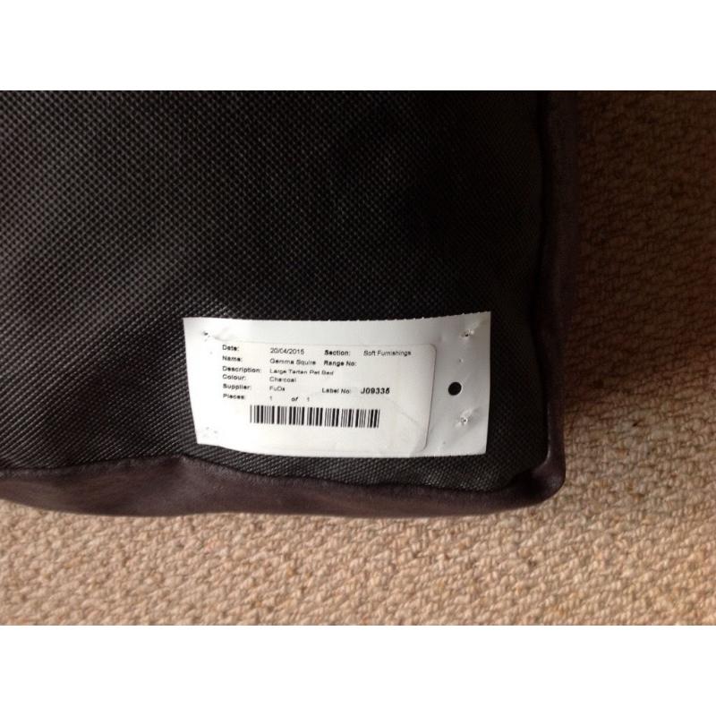 Dog cushion large (35x26)