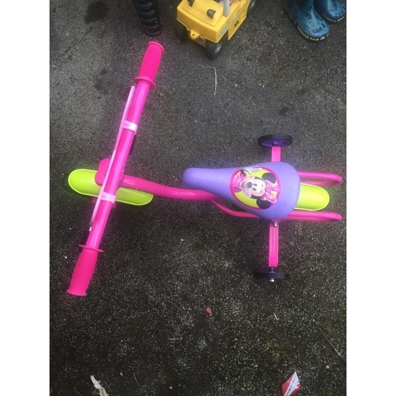 Minnie Mouse bike