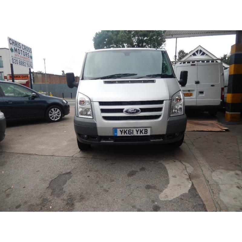 FORD TRANSIT TREND 115 T350 MWB LOW ROOF SILVER 61 PLATE 2011 FULL SERVICE HISTORY AIR CON SAT NAV