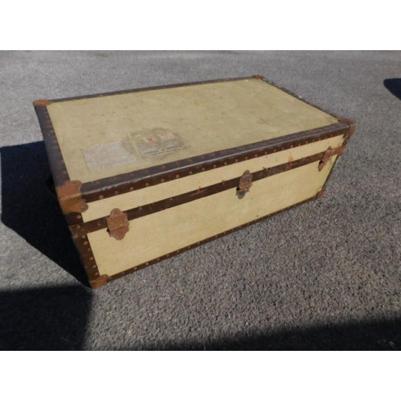 Vintage Watajoy Steamer trunk, gentlemens chest, needs attention or good for parts