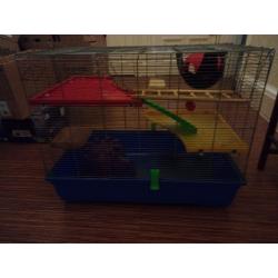 Second hand pet cage in good condition