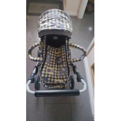 Molly Dolly Deluxe Dolls Pram used