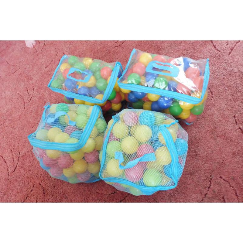 4 bags (100) ball pit balls various colours