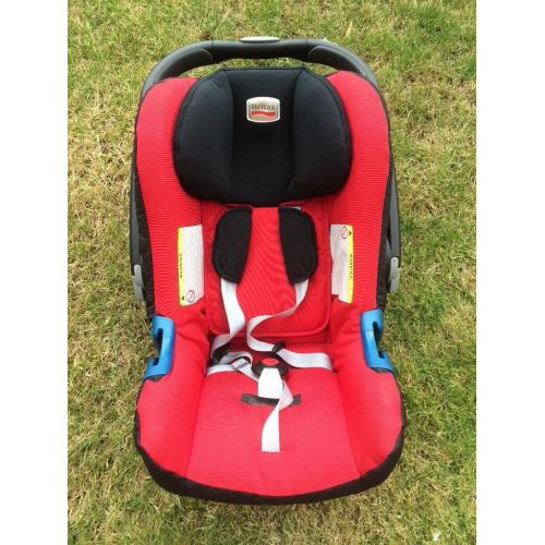 Britax baby safe plus shr ii car seat in excellent condition.