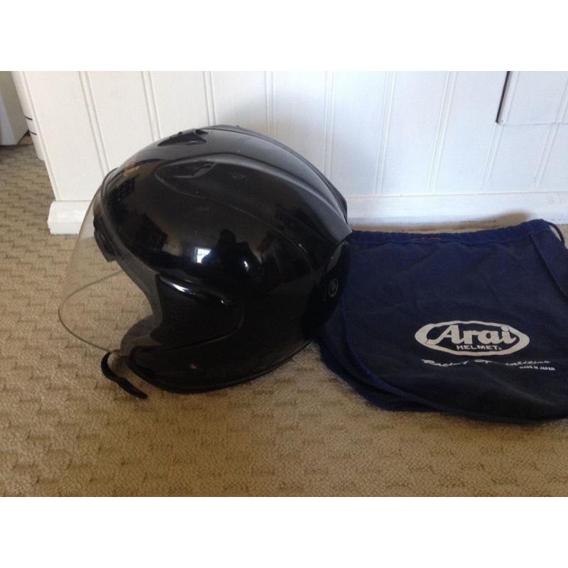 Arai Motorcycle Helmet Size Medium 57-58cm