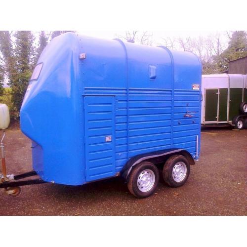 RICE LIGHT WEIGHT DOUBLE HORSEBOX