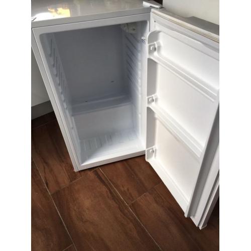 Under counter fridge