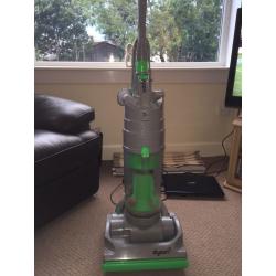 Dyson dc 04