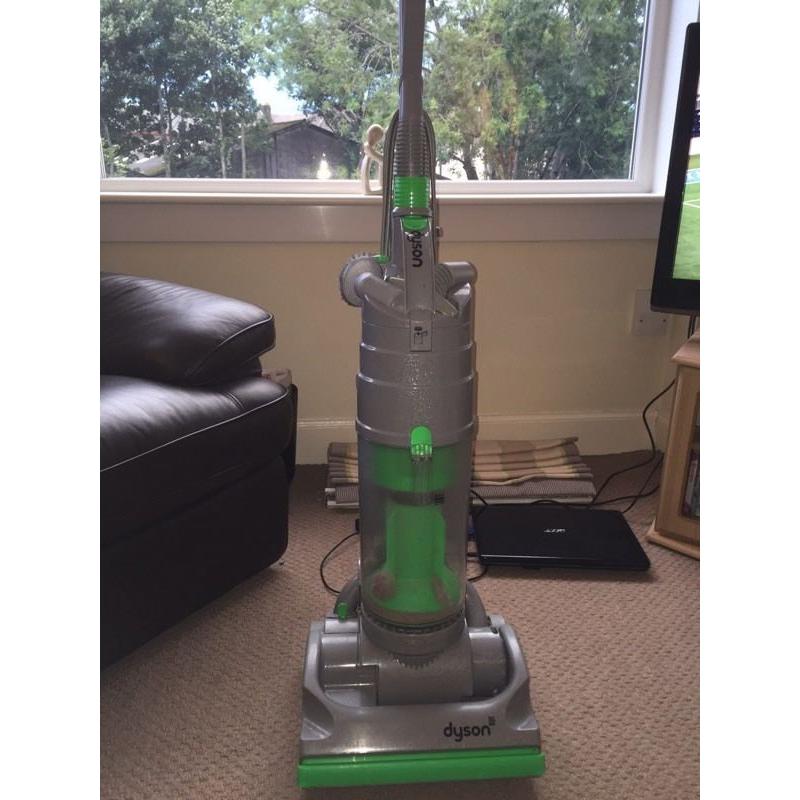 Dyson dc 04