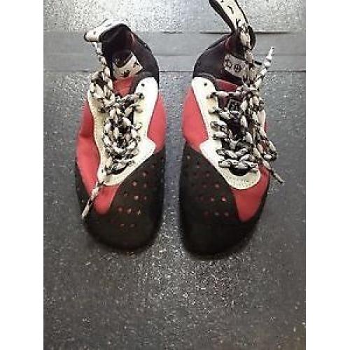 5:10 Dragon - Climbing Bouldering Shoes size 9.5
