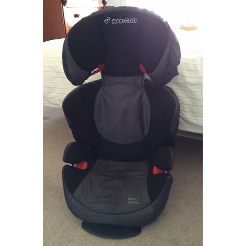 Maxi Cosi Rodi Air Protect car seat and booster