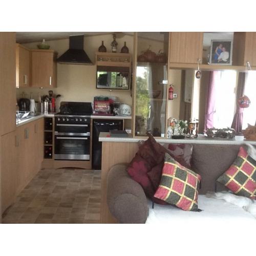 GENUINE BARGAIN – FABULOUS 2011 ABI WINDERMERE STATIC CARAVAN