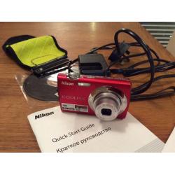 Nikon Coolpix S220 10Mp digital camera