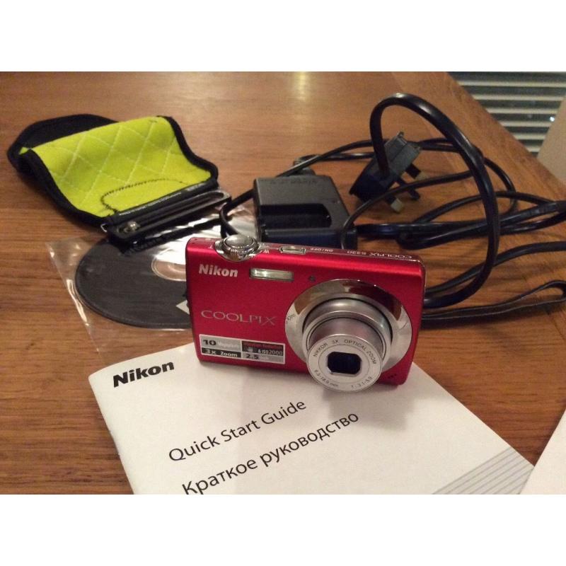 Nikon Coolpix S220 10Mp digital camera