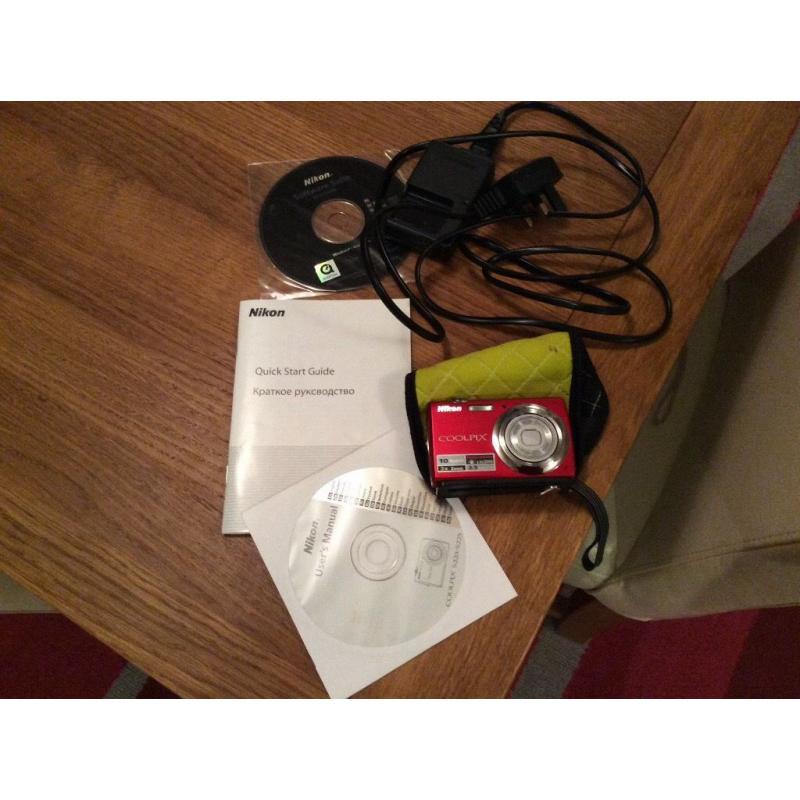 Nikon Coolpix S220 10Mp digital camera